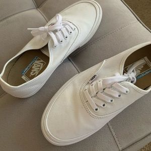 Never worn White Mens Vans!